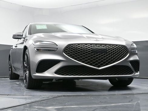 Used 2023 Genesis G70 2.0T image 51