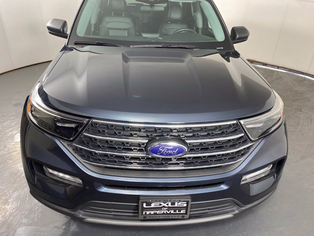 Used 2024 Ford Explorer XLT w/ Equipment Group 202A AWD/4WD image 7