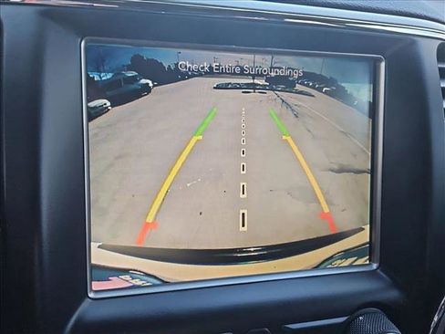 Used 2017 Jeep Grand Cherokee Altitude image 14