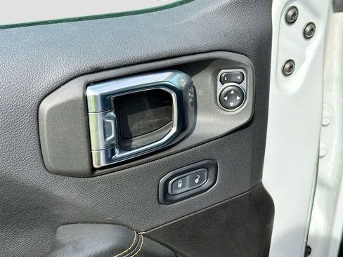 Used 2025 Jeep Wrangler Sahara 4xe image 19