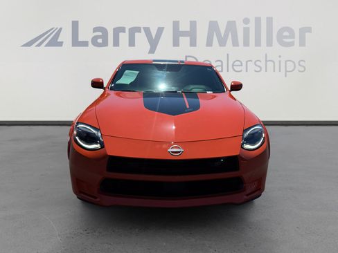 Used 2024 Nissan Z Performance w/ Heritage Edition RWD image 8