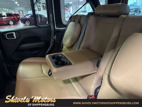 Used 2022 Jeep Wrangler Unlimited Rubicon 4xe w/ Cold Weather Group image 28