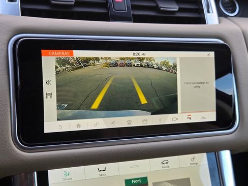 Used 2020 Land Rover Range Rover Sport HSE image 18