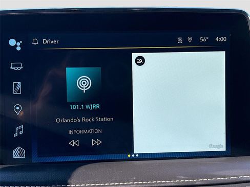 Used 2023 Chevrolet Suburban Premier image 16