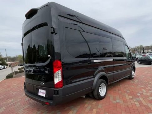 Used 2025 Ford Transit 350 XLT RWD image 9