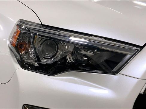 Used 2020 Toyota 4Runner Nightshade AWD/4WD image 28