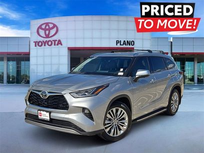 Certified 2025 Toyota Highlander Platinum