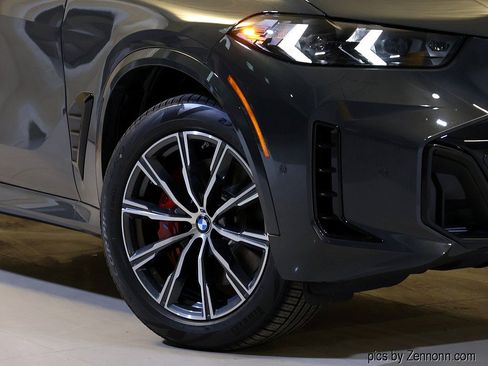 New 2026 BMW X5 xDrive40i w/ M Sport Package AWD/4WD image 3