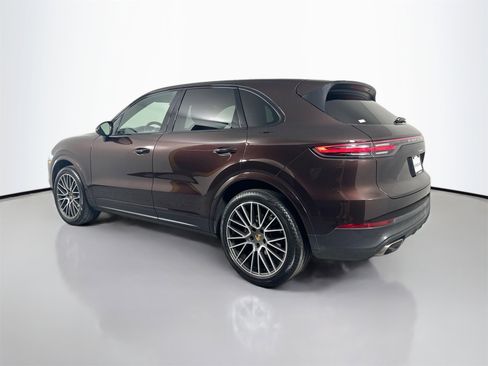 Certified 2019 Porsche Cayenne image 3
