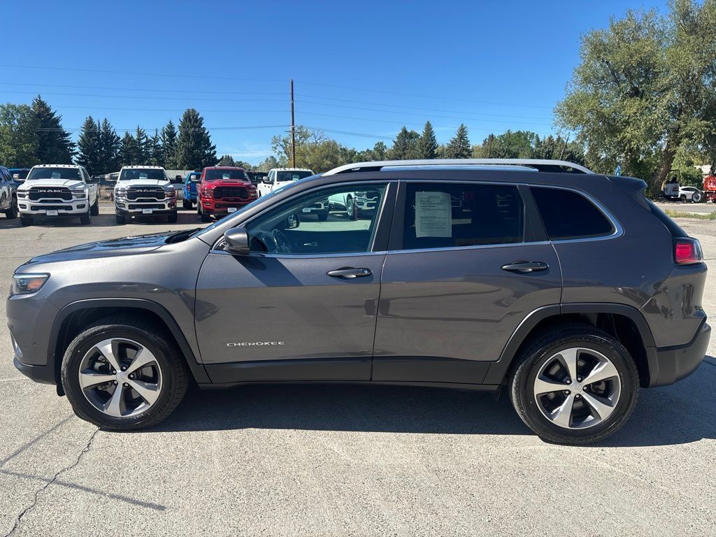 Used 2021 Jeep Cherokee Limited AWD/4WD image 5