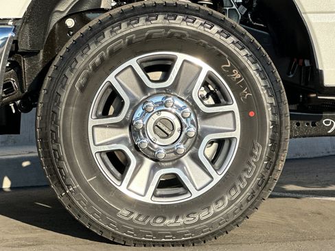 New 2026 Ford F250 Lariat w/ Lariat Premium Package image 24