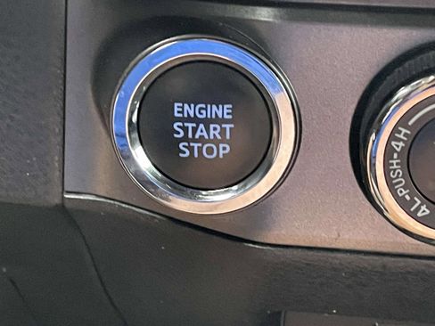 Used 2023 Toyota Tacoma TRD Sport image 29