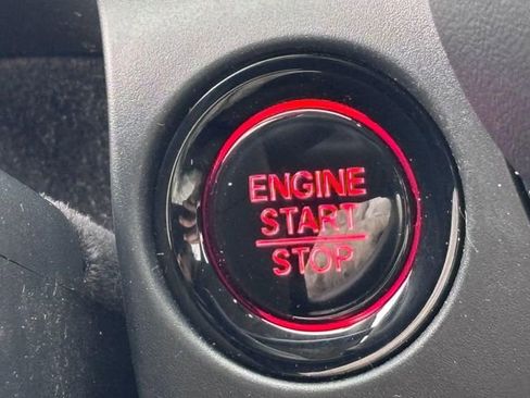 Used 2024 Honda HR-V LX image 19