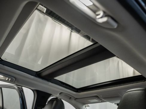 Used 2025 MAZDA CX-50 AWD 2.5 S w/ Premium Package image 41