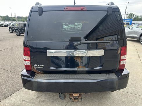 Used 2011 Jeep Liberty Limited Jet AWD/4WD image 6