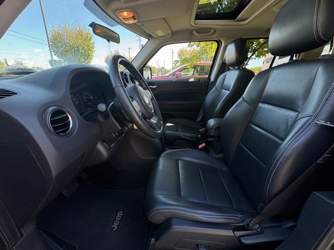 Used 2015 Jeep Patriot High Altitude image 22
