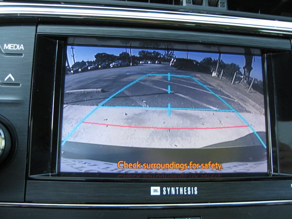 Used 2013 Toyota Avalon Limited FWD image 39