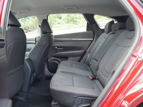 Used 2024 Hyundai Tucson SE AWD/4WD image 14