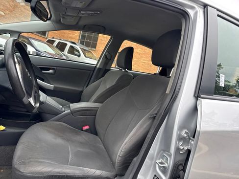Used 2011 Toyota Prius Three w/ Navigation Pkg FWD image 7