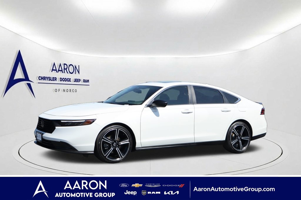 Used 2024 Honda Accord Sport image 1