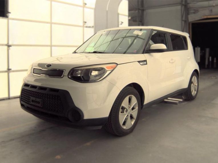 Used 2016 Kia Soul FWD image 1