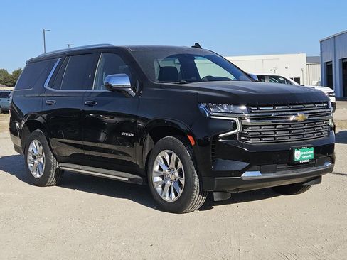 Used 2023 Chevrolet Tahoe Premier RWD image 2