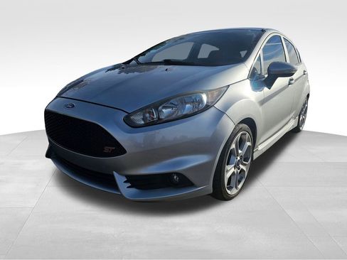 Used 2015 Ford Fiesta ST image 5