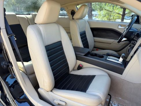 Used 2007 Ford Mustang GT image 34