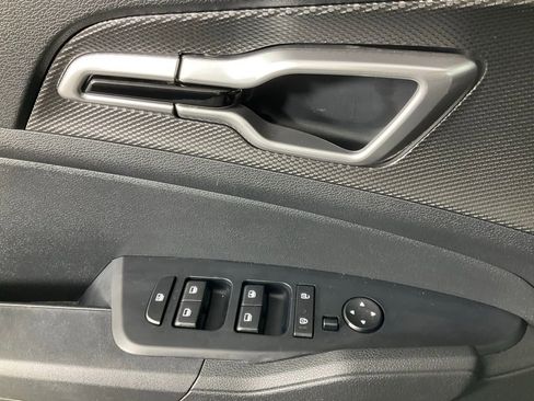 Used 2023 Kia Sportage LX image 14