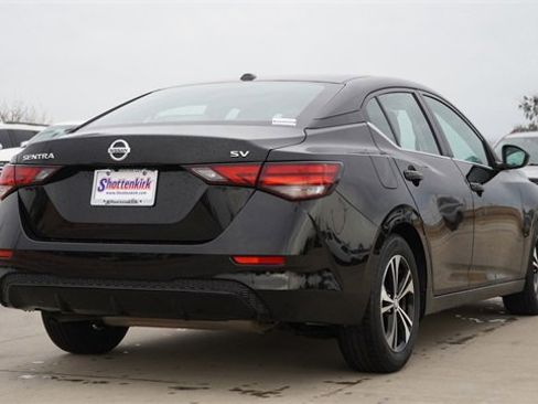 Used 2023 Nissan Sentra SV image 9
