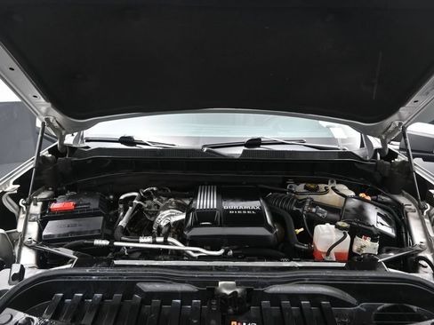 Used 2022 Chevrolet Silverado 1500 LTZ RWD image 16