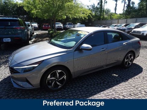 Certified 2023 Hyundai Elantra SEL w/ Convenience Package FWD image 5