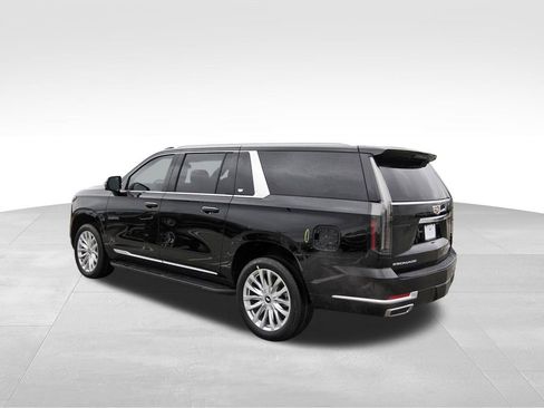 New 2026 Cadillac Escalade ESV Base image 3