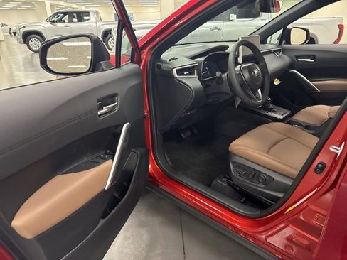 New 2026 Toyota Corolla Cross XLE image 25