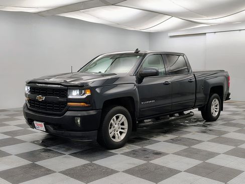 Used 2017 Chevrolet Silverado 1500 LT w/ All Star Edition image 5