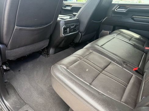 Used 2024 Chevrolet Silverado 2500 High Country w/ Technology Package AWD/4WD image 19