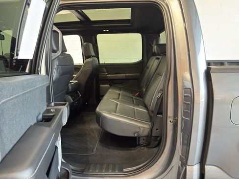 Used 2024 Ford F150 Lariat w/ Bed Utility Package AWD/4WD image 12