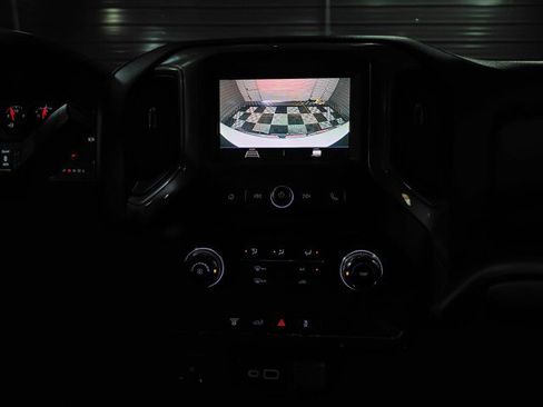 Used 2021 GMC Sierra 2500 4x4 Crew Cab w/ Convenience Package image 25