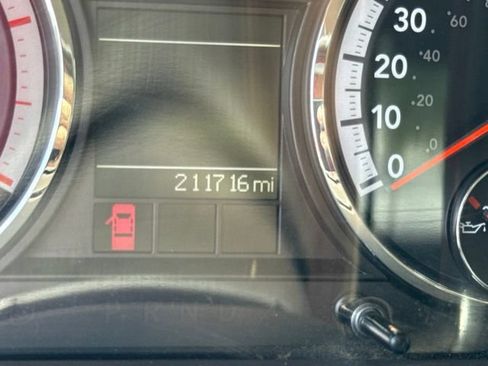 Used 2011 RAM 3500 Laramie w/ HD Snow Plow Prep Group AWD/4WD image 28