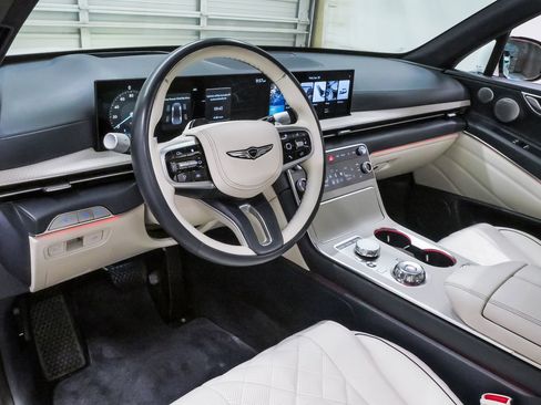 Used 2025 Genesis GV80 3.5T Prestige AWD/4WD image 2