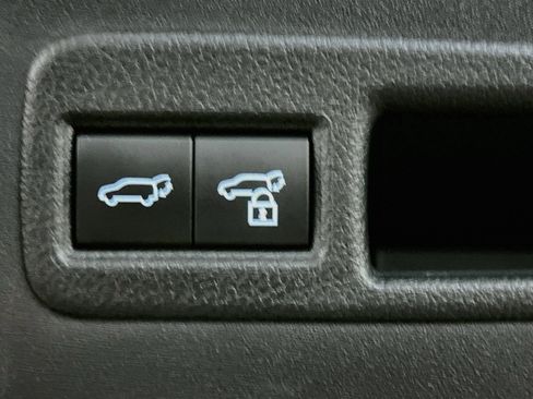 Used 2023 Subaru Solterra AWD image 30