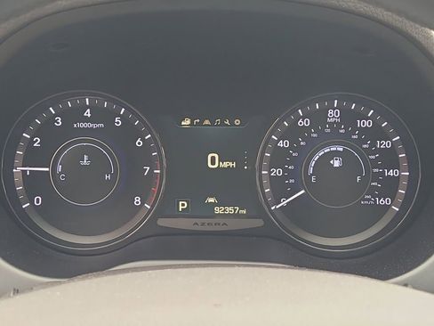 Used 2016 Hyundai Azera Limited image 26