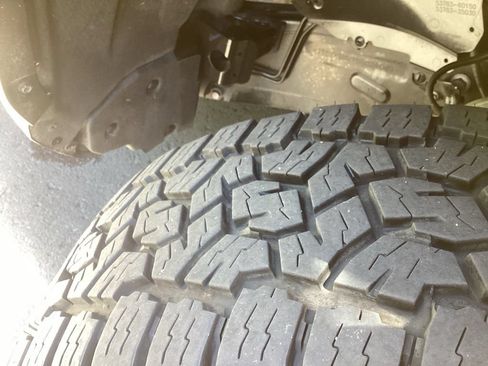 Used 2025 Toyota 4Runner SR5 AWD/4WD image 6