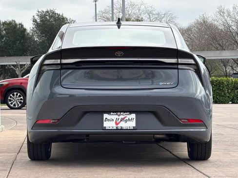 New 2026 Toyota Prius Plug-In Hybrid image 5