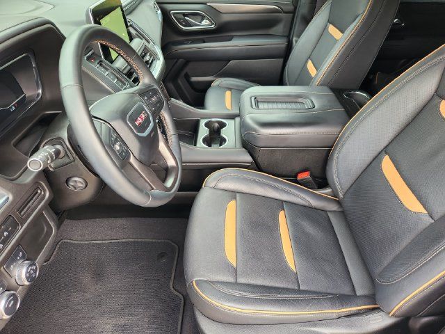 Used 2024 GMC Yukon XL AT4 AWD/4WD image 13