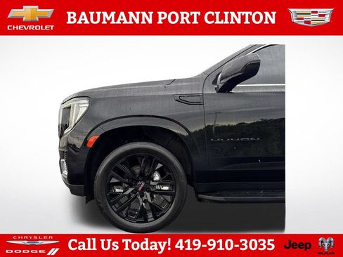 Used 2022 GMC Yukon SLE w/ Gmc Pro Safety Plus Package AWD/4WD image 28