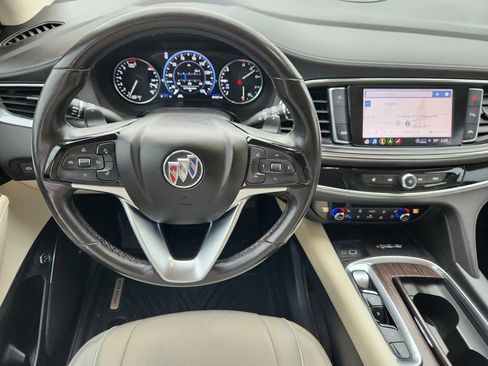Used 2022 Buick Enclave Avenir w/ Avenir Technology Package FWD image 27