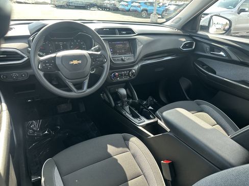 Used 2023 Chevrolet TrailBlazer LT image 7
