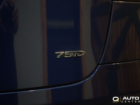 Used 2019 Tesla Model X 75D AWD/4WD image 6