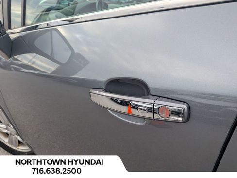 Used 2019 Chevrolet Trax LT w/ LT Convenience Package AWD/4WD image 37